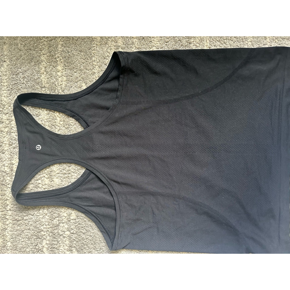 Women's Lululemon Tank Top Racerback Black size 12 - Picture 2 of 2